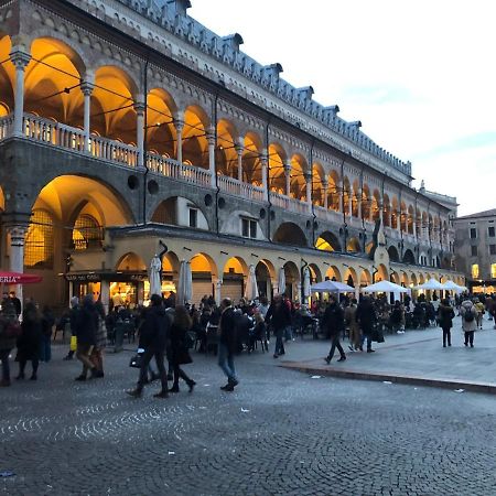 Residence Dei Frutti Pieno Centro - Il Cedro Padova Luaran gambar