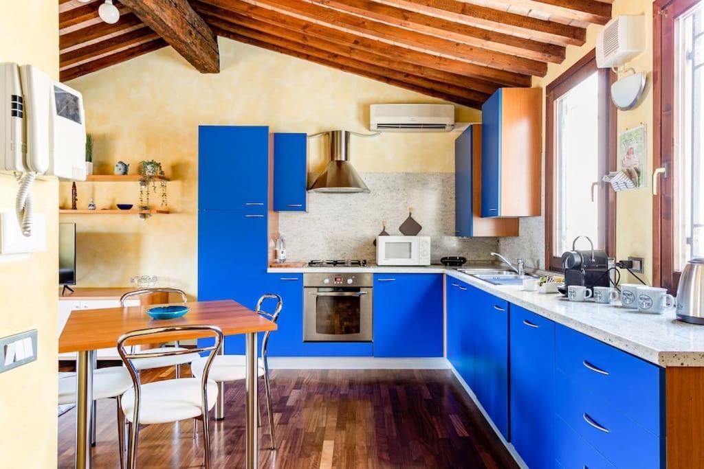 Residence Dei Frutti Pieno Centro - Il Cedro Padova Luaran gambar